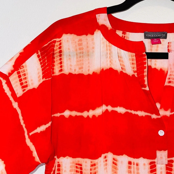 Vince Camuto Red Orange & White Tie Dye Split Neck Blouse Xsmall Women’s - Picture 3 of 12